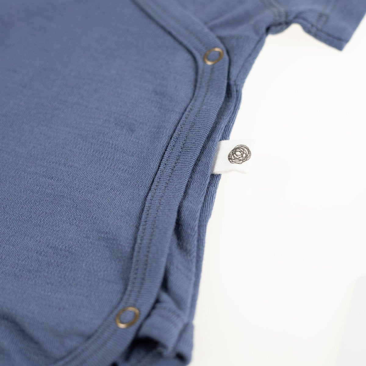 Wollen overslag romper korte mouw -merino wol- - Just Babystuff