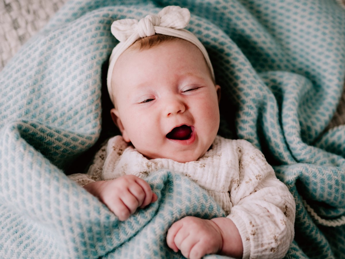 Wiegdeken wol - Pure Baby Love - bee - mint - Just Babystuff