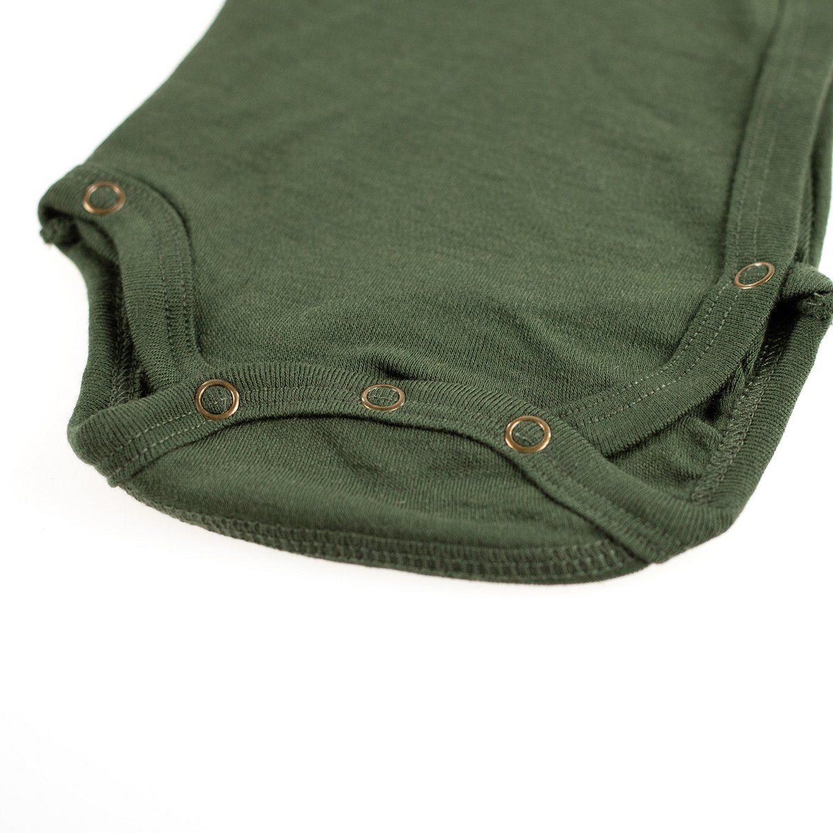 Wollen overslag romper korte mouw -merino wol- Rifle green - Just Babystuff